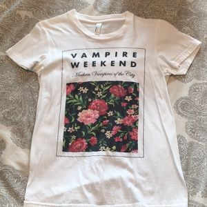 Vampire Weekend Concert T size M